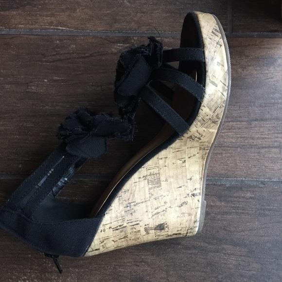 3/$25❤️Wedges [US6] - Picture 5 of 9